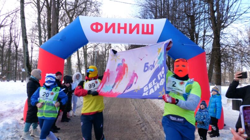 В традиционном легкоатлетическом пробеге из посёлка Ольховатка в Гусев приняли участие 68 спортсменов
