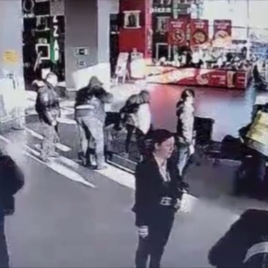 Сотрудники транспортной полиции в аэропорту «Храброво» задержали вора, который украл мобильный телефон