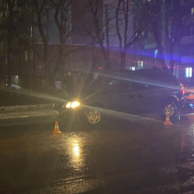 В Калининграде на Суворова сбили женщину рядом с пешеходным переходом