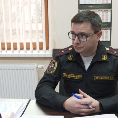 Военный следователь оказал первую помощь гостье из Москвы, когда та упала в Светлогорске и сильно ударилась