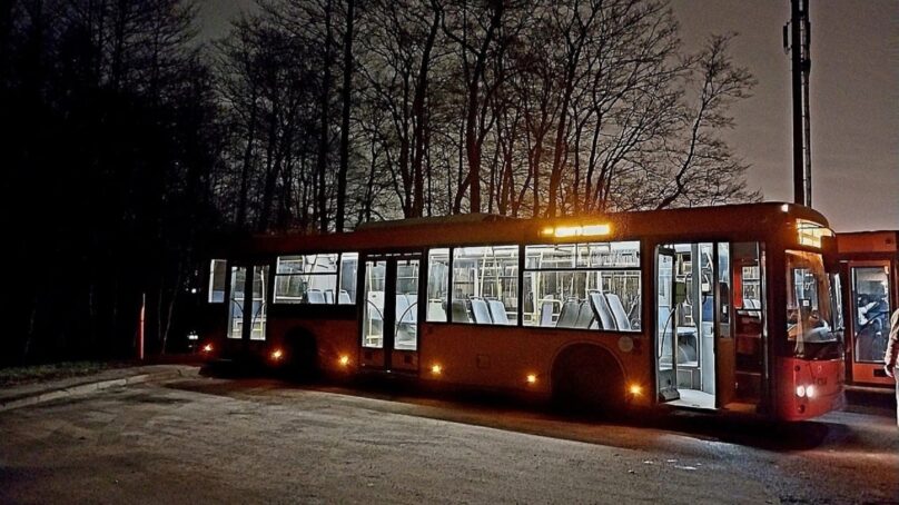 Перед непогодой в Калининграде дополнительно инструктируют водителей общественного транспорта