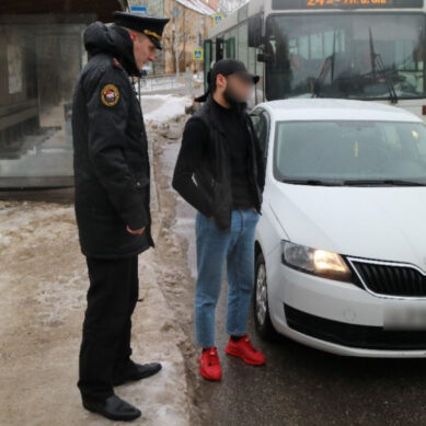 В Калининградской области выявлены бывшие мигранты-таксисты, не вставшие на воинский учет