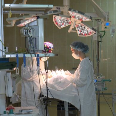 Калининградские врачи впервые в регионе провели операцию по исправлению врожденной сосудистой аномалии на ноге у 16-летнего пациента