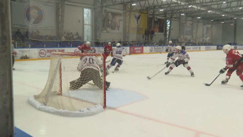 В Калининграде определяется один из четырёх участников Западной конференции Студенческой хоккейной лиги России, который сыграет в сочинском суперфинале