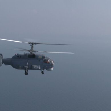 Впервые на Балтфлоте лётчики морской авиации тренировались уничтожать морские дроны условного противника