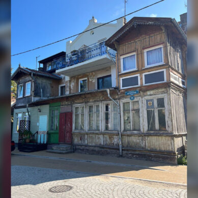 В Зеленоградске на Октябрьской капитально отремонтируют два довоенных дома