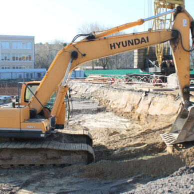 В Светлогорске продолжается строительство нового корпуса школы