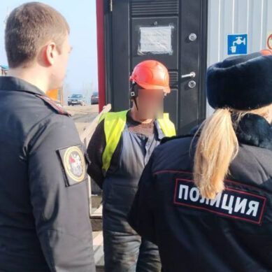 В Калининградской области продолжается работа по постановке бывших мигрантов на воинский учет