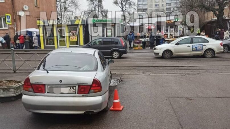 На Киевской машина сбила 86-летнего дедушку
