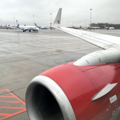 Аварийную посадку в Пулково совершил самолет, который вылетел из Калининграда в Москву
