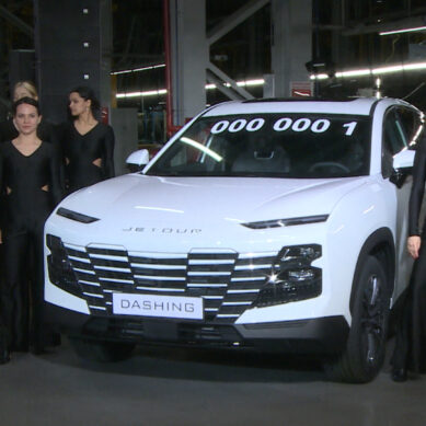 Еще один китайский бренд. Калининградский «Автотор» запустил производство автомобилей марки Jetour