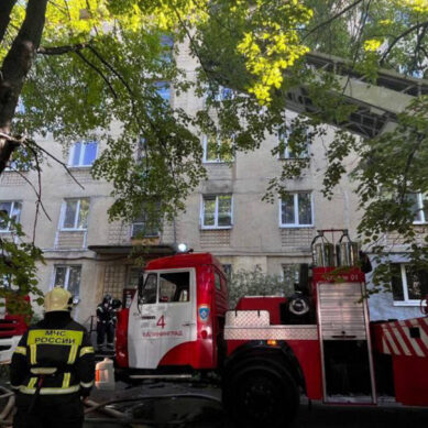 Огнеборцы МЧС России ликвидировали пожар на улице Нансена