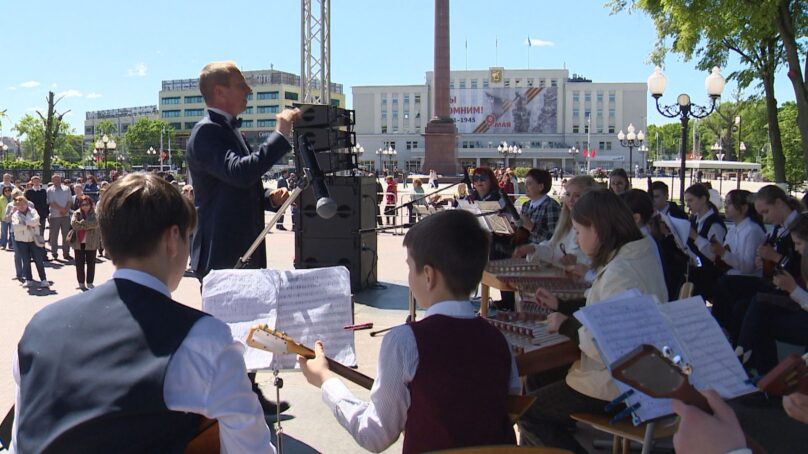 «Пасхальный фестиваль» прошёл перед Кафедральным собором Христа Спасителя