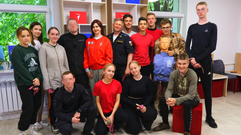 Росгвардейцы готовят юных калининградцев к участию в федеральном этапе игры «Зарница 2.0»
