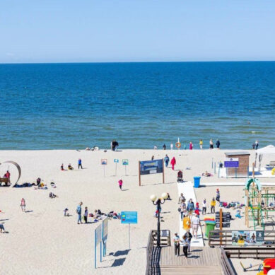 Пляжи Янтарного получили награду «Синий флаг»