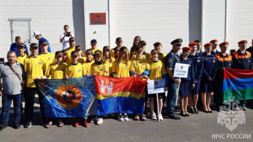Сотрудники регионального МЧС участвуют в соревнованиях «Школа безопасности» в Вологодской области