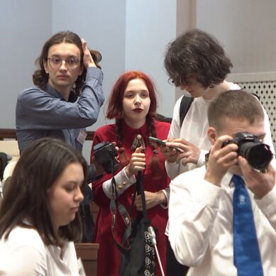 Помочь исправить проблемы с демографической ситуацией в Калининградской области предложили студентам российских вузов