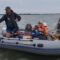 В Калининградском заливе в районе Балтийска семья из 4 человек застряла на заглохшем судне