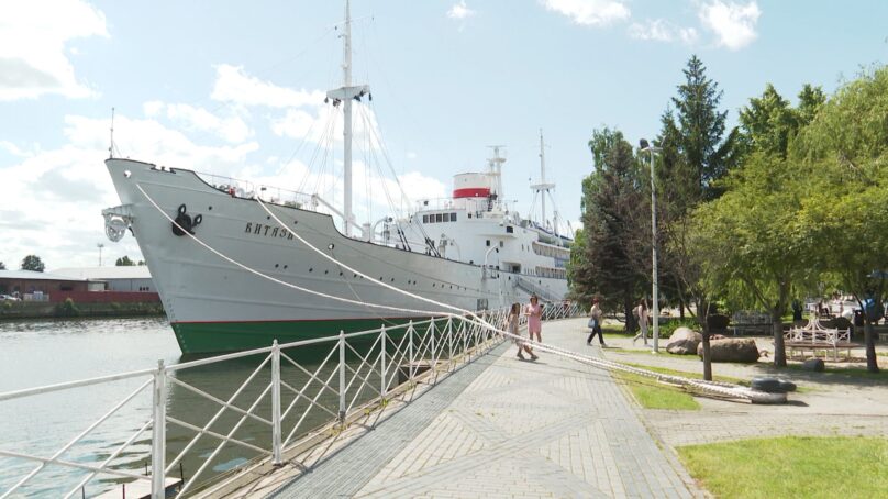 Сегодня ровно 30 лет, как в Калининграде на набережной Музея Мирового океана ошвартовался легендарный «Витязь»