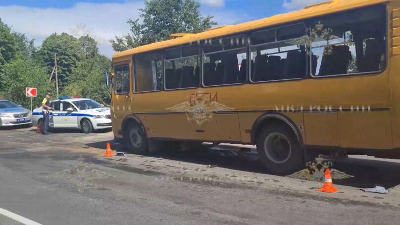 Выяснение обстоятельств ДТП, в котором столкнулись легковой автомобиль и школьный автобус, взял на контроль Александр Бастрыкин