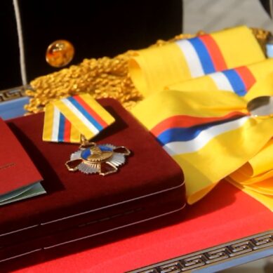 Бригаде морской пехоты Балтийского флота торжественно вручили орден Жукова