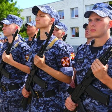 В Калининграде новобранцы полка Росгвардии приняли Военную присягу