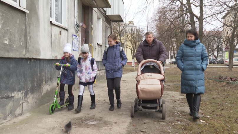 В правительстве Калининградской области рассматривается вопрос о возобновлении денежной компенсации многодетным семьям взамен земельного участка