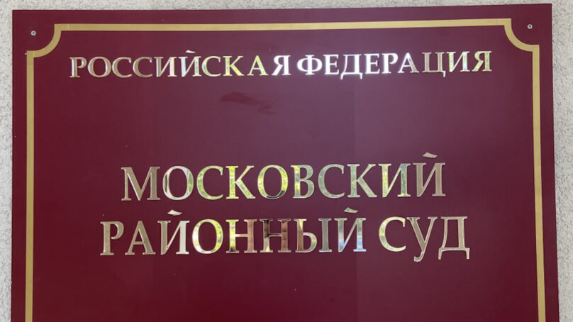 Мужчина ударил приятеля бутылкой по голове и изуродовал его лицо