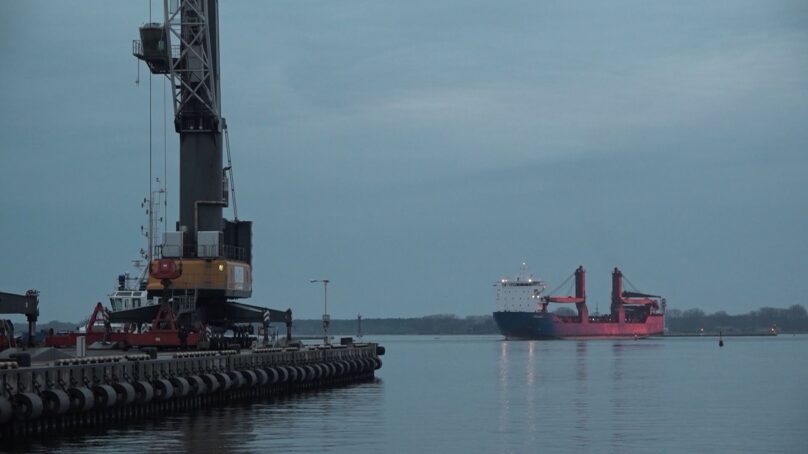 Российское торговое судно Ursa Major потерпело крушение в международных водах между Испанией и Алжиром