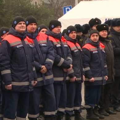 Благородный труд для людей с характером. День спасателя сегодня отмечают по всей стране