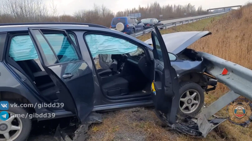 Автомобили столкнулись в Гурьевском районе