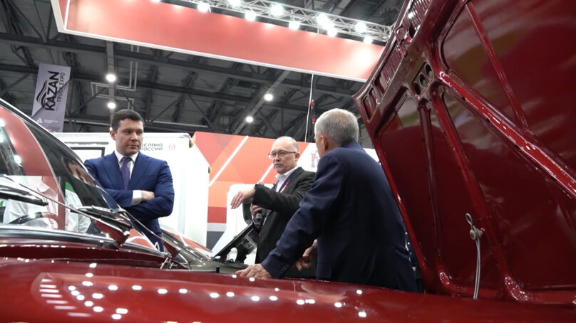 Продукцию и разработки калининградской компании «Автотор» представили на выставке автопроизводителей в Казани
