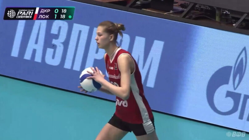 Первым соперником наших волейболисток в плей-офф Чемпионата России станет «Уралочка». Накануне железнодорожницы уверенно обыграли команду Краснодара