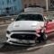 В Калининград водитель Ford Mustang допустил наезд на металлическое ограждение