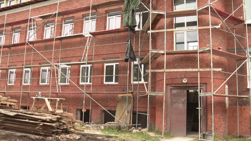 Школа №1 в Гвардейске должна открыть двери для учеников уже в апреле