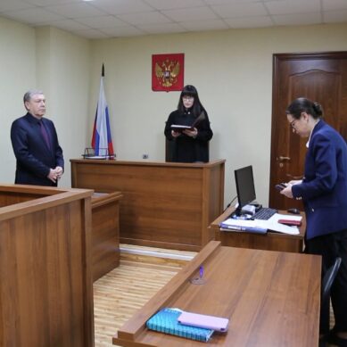 В Калининграде генерала-дебошира Федеральной таможенной службы признали виновным в применении насилия в отношении представителей власти