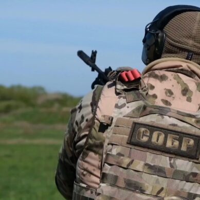 Калининградские росгвардейцы провели тренировочные стрельбы из огнеметов