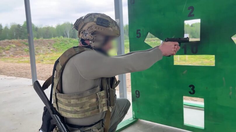 Калининградские росгвардейцы завоевали «серебро» профильного чемпионата Северо-Западного округа по служебно-боевой стрельбе