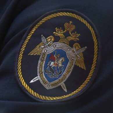 Бывший калининградский полицейский обвиняется в неправомерном доступе к компьютерной информации и превышении должностных полномочий