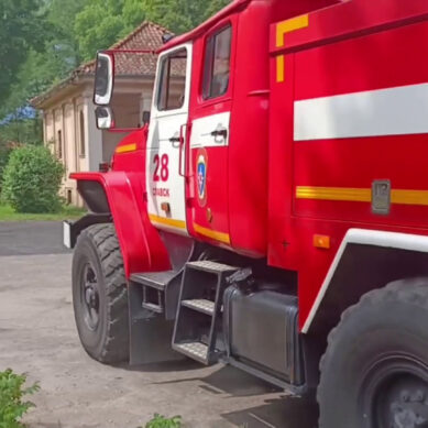 Практические занятия на базе районной больницы в Славске провели пожарные