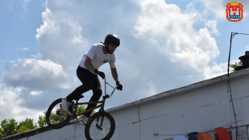 Калининградец Анар Алиев выиграл этап Кубка России по велоспорту-BMX