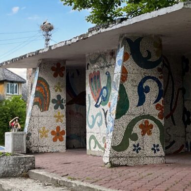 Старые остановки. Что это – пережиток прошлого или полноценный арт-объект?