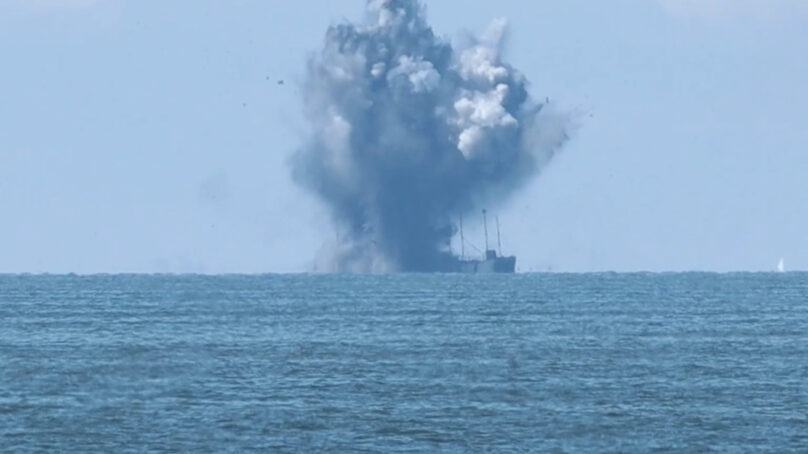 Силы Балтфлота в ходе учения ВМФ «Июльский шторм» уничтожили корабль условного противника комбинированным применением беспилотных морских систем