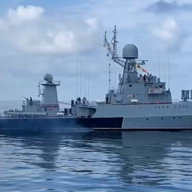 Сегодня День Военно-Морского флота в России