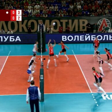 Во Дворце спорта «Янтарный» продолжается матч Кубка губернатора Калининградской области по волейболу