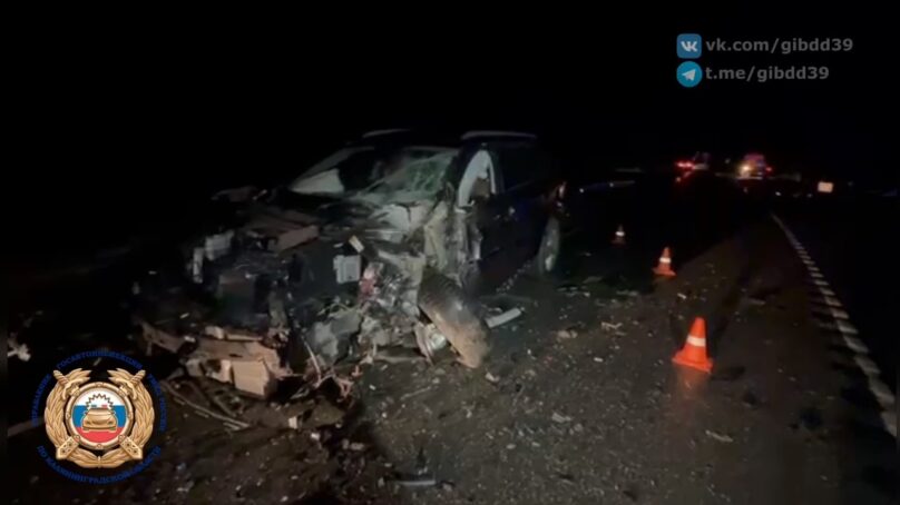 BMW на встречке: водитель и пассажиры «баварца» в больнице