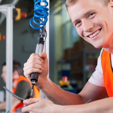 Авиастроителям стали доступны льготные продукты банка НОВИКОМ