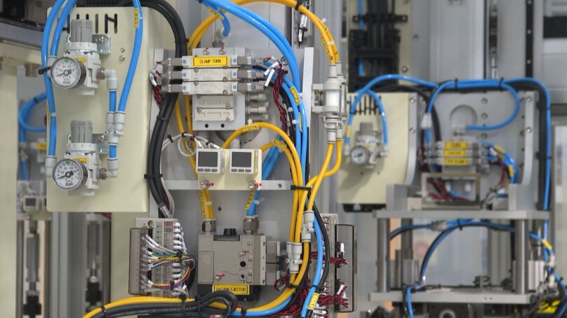 Более 100 миллионов рублей долгов по зарплате накопила компания, работники которой строят завод в Неманском округе