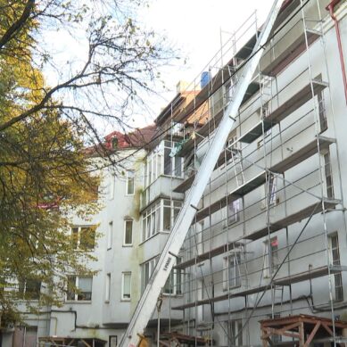 В Калининграде по программе капитального ремонта приводят в порядок исторический дом на улице Юношеской