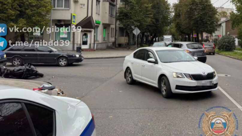 Вчера в Калининграде произошла авария на пересечении улиц Батальной и Автомобильной